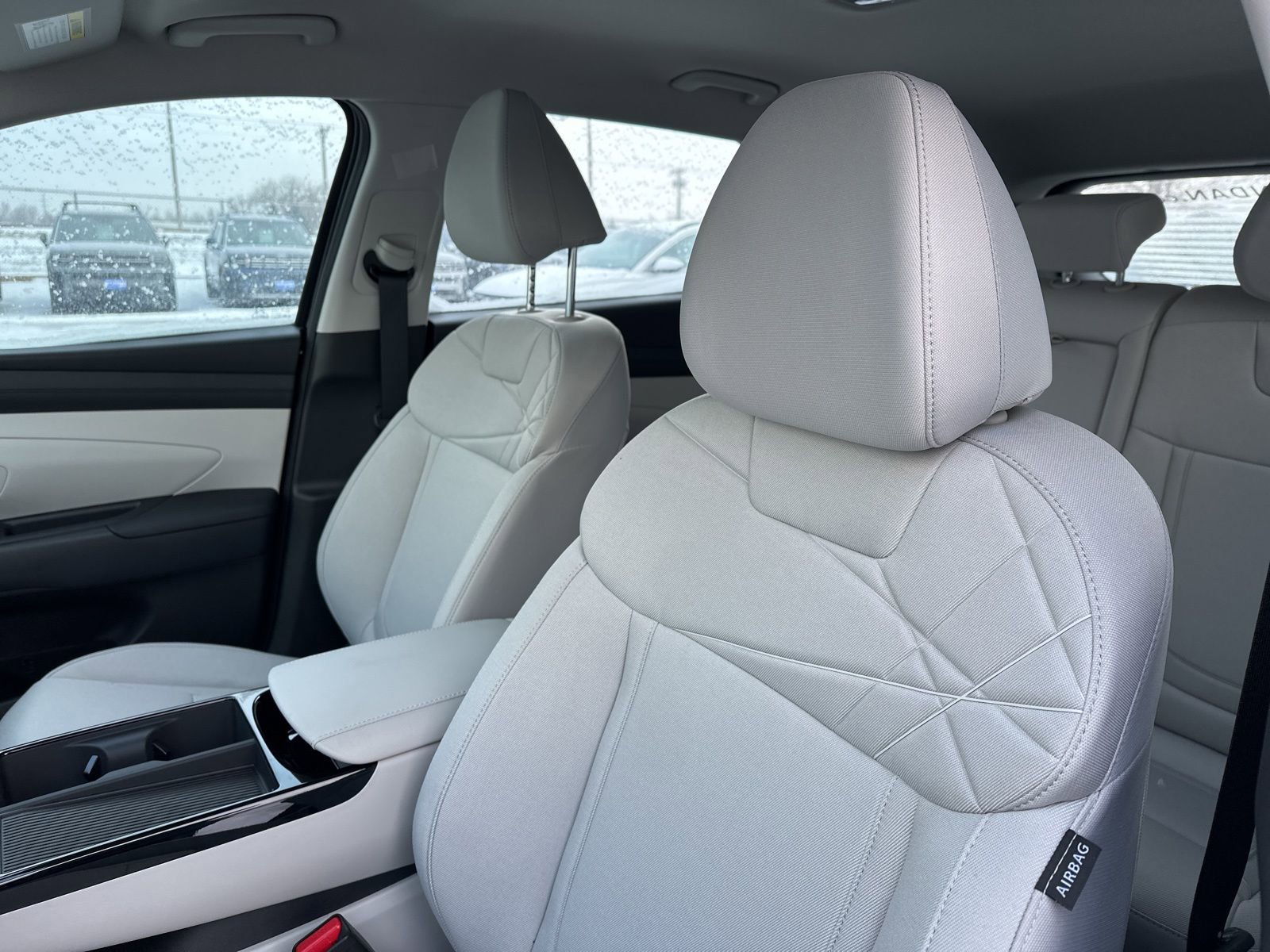 New 2026 Hyundai Tucson Blue SE image 11