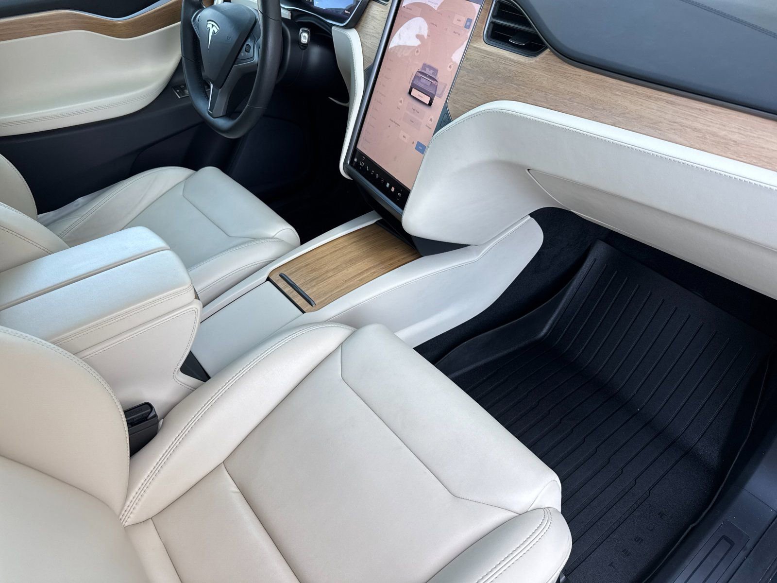 Used 2019 Tesla Model X Long Range AWD/4WD image 16