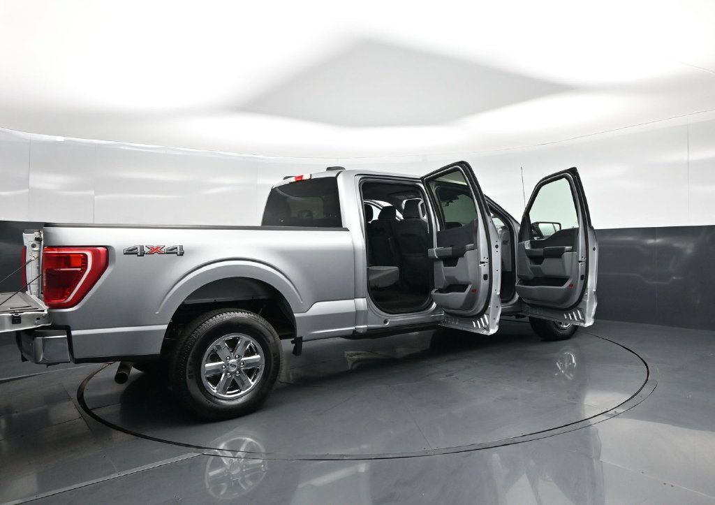 Used 2022 Ford F150 XLT w/ Trailer Tow Package AWD/4WD image 5