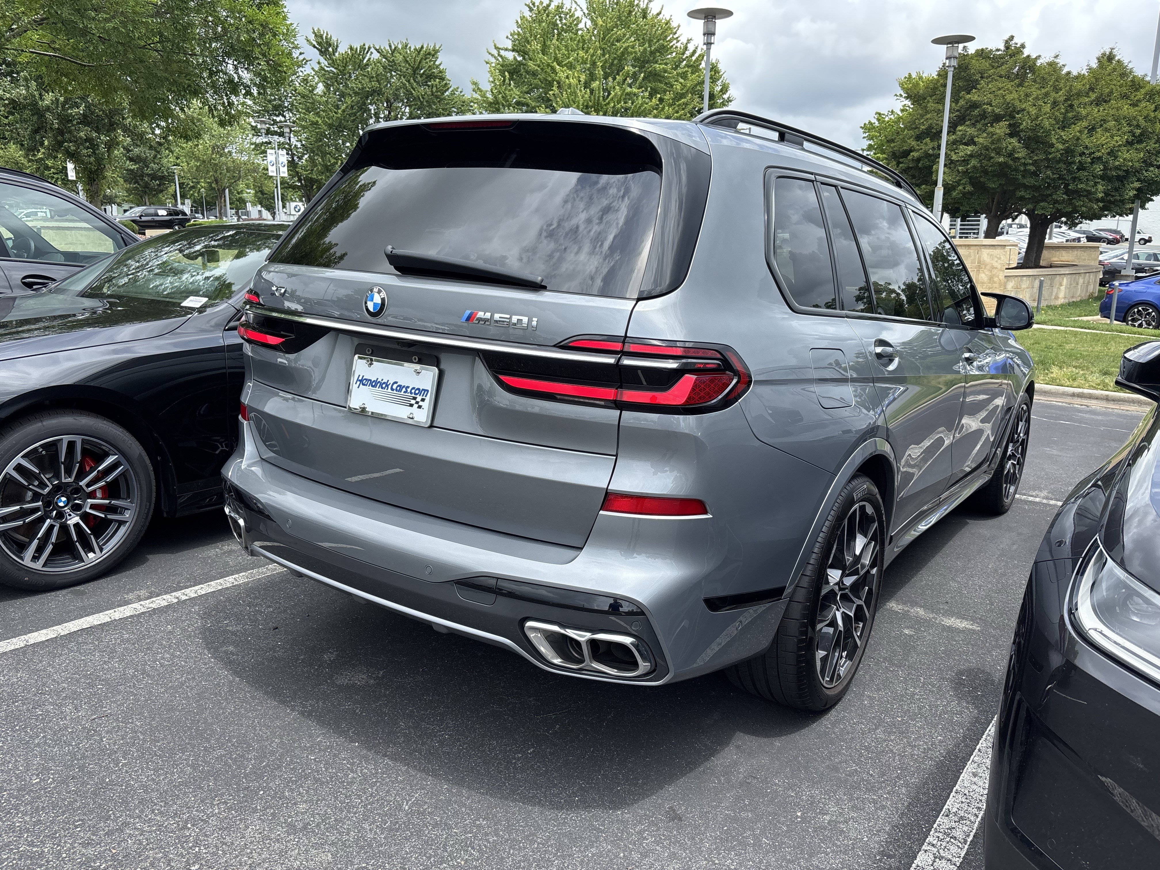 Certified 2024 BMW X7 M60i AWD/4WD image 24