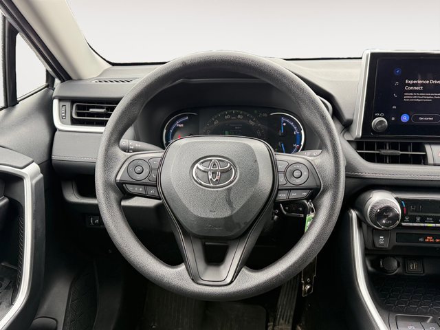 Used 2025 Toyota RAV4 LE image 15