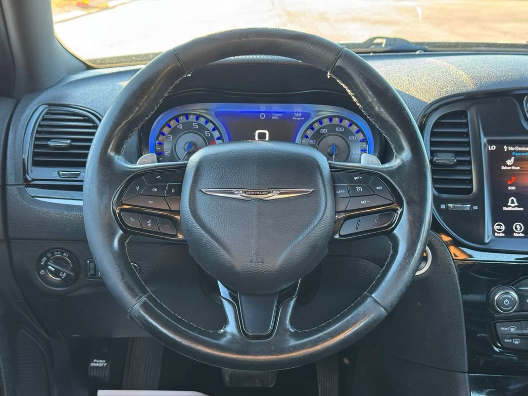 Used 2019 Chrysler 300 S image 24