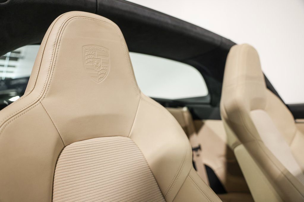 Used 2021 Porsche 911 Targa 4S image 23