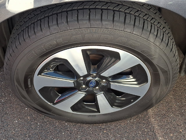 Used 2017 Subaru Forester 2.5i Limited AWD/4WD image 3