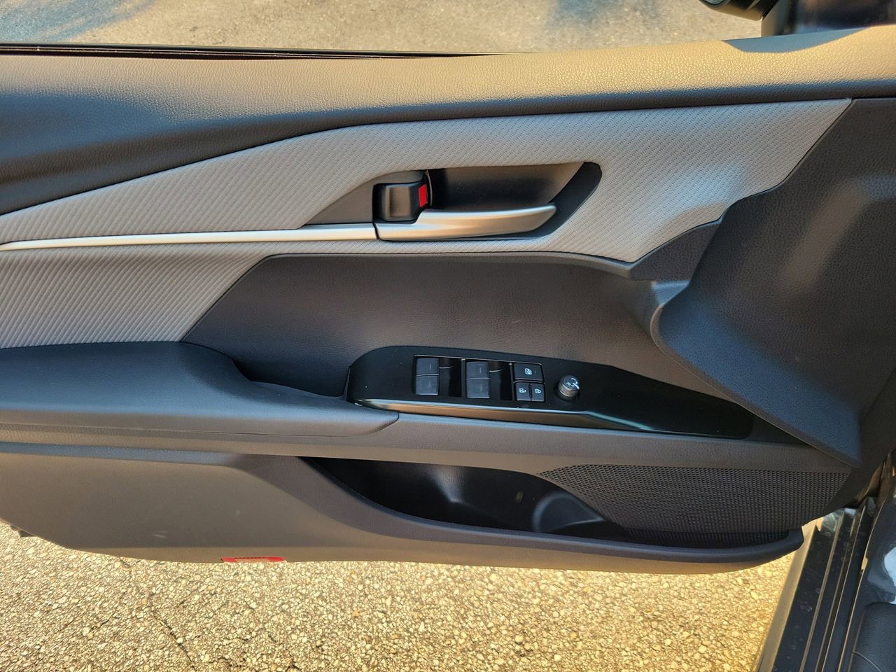 New 2026 Toyota Camry SE image 14