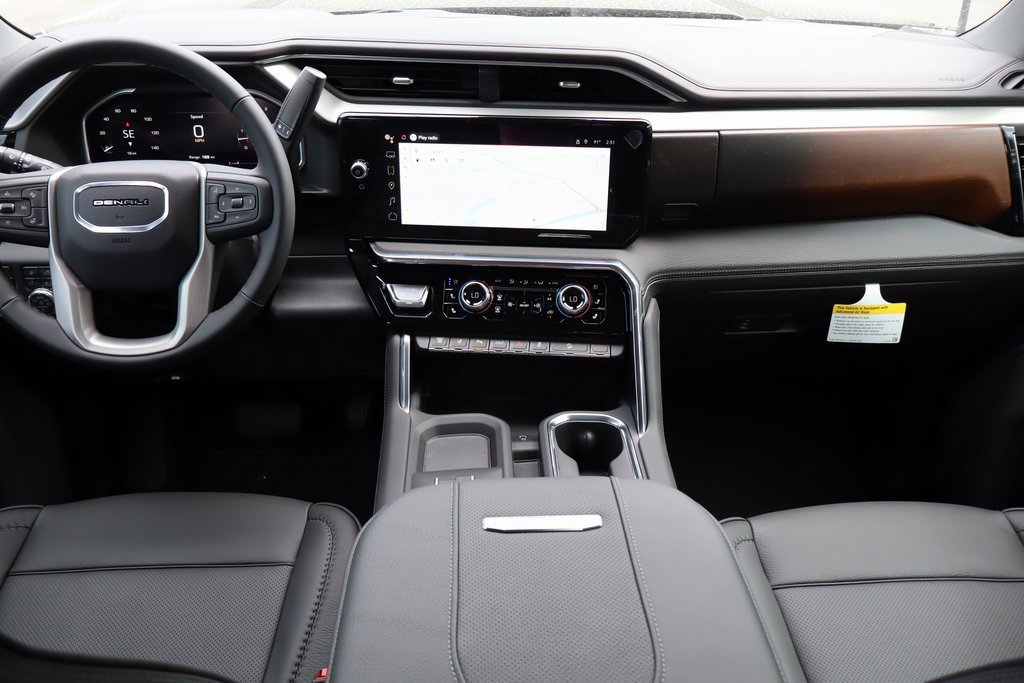 New 2026 GMC Sierra 2500 Denali w/ Denali Reserve Package image 11