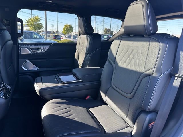 New 2026 INFINITI QX80 Autograph w/ Premium Cargo Package image 35