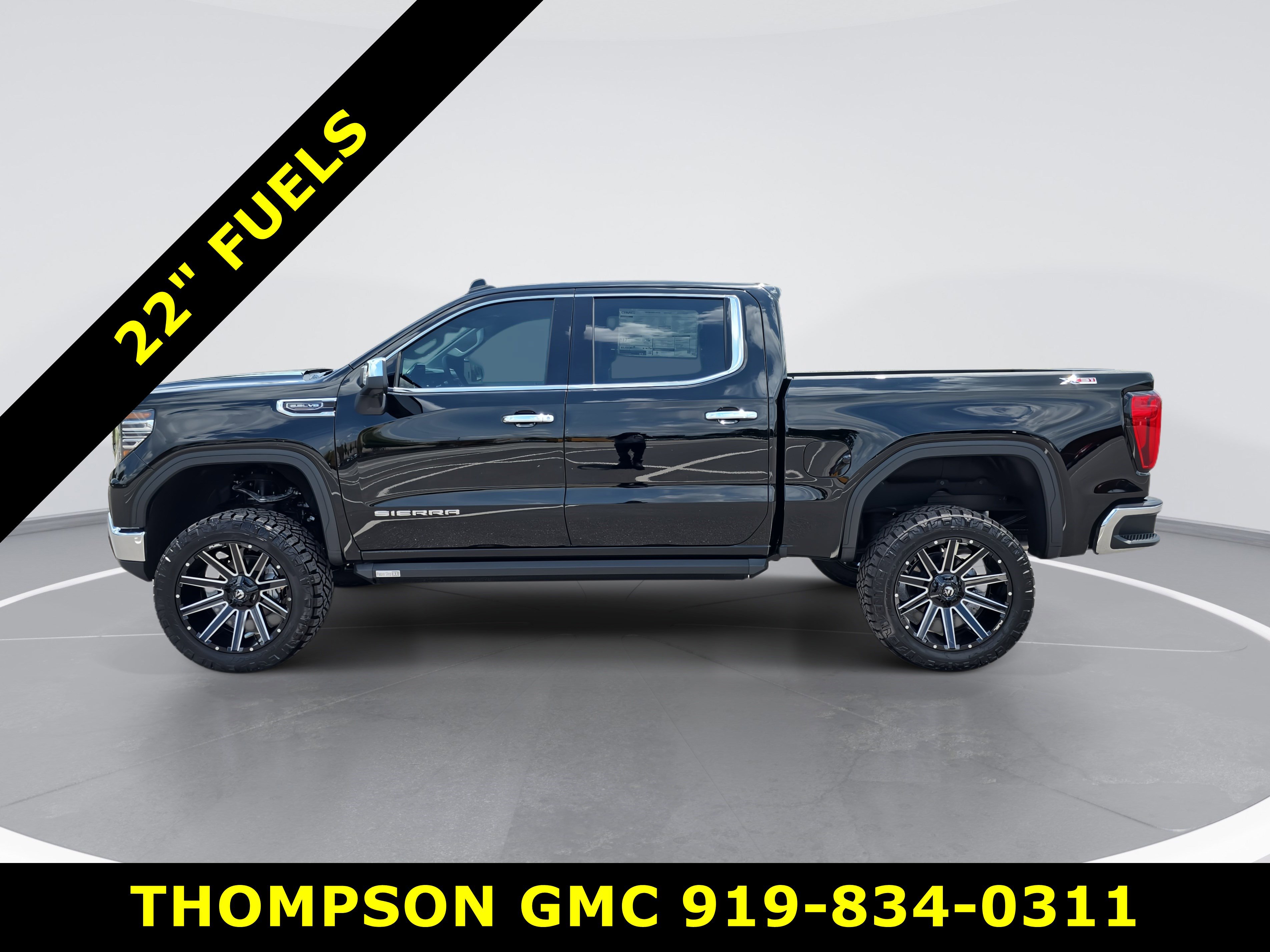 New 2024 GMC Sierra 1500 SLT w/ SLT Premium Package image 5