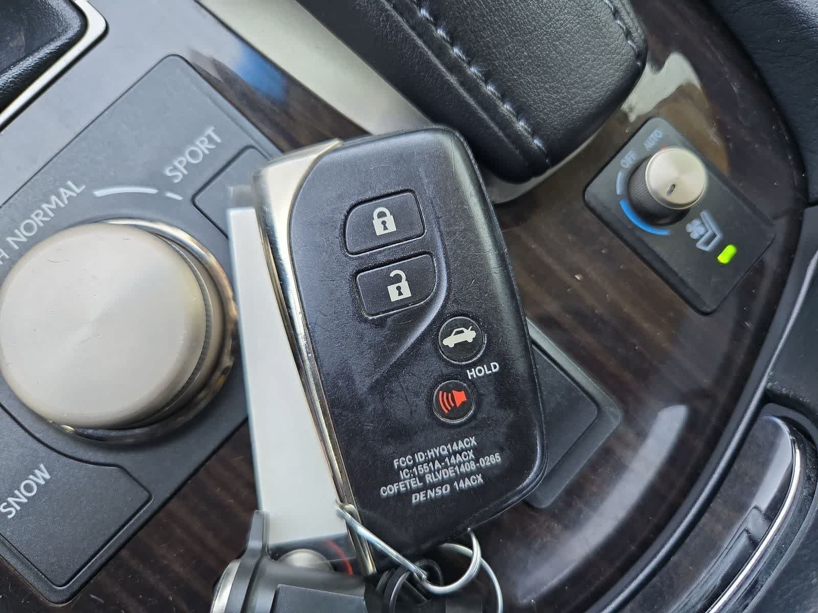 Used 2013 Lexus LS 460 w/ Comfort Pkg RWD image 35
