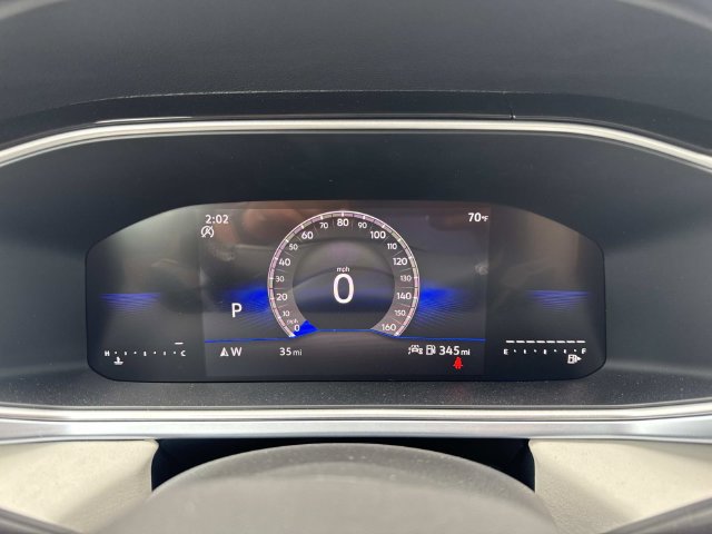 New 2026 Volkswagen Taos SE FWD image 21