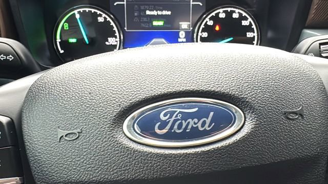 Certified 2022 Ford Maverick Lariat w/ Lariat Luxury Package image 19