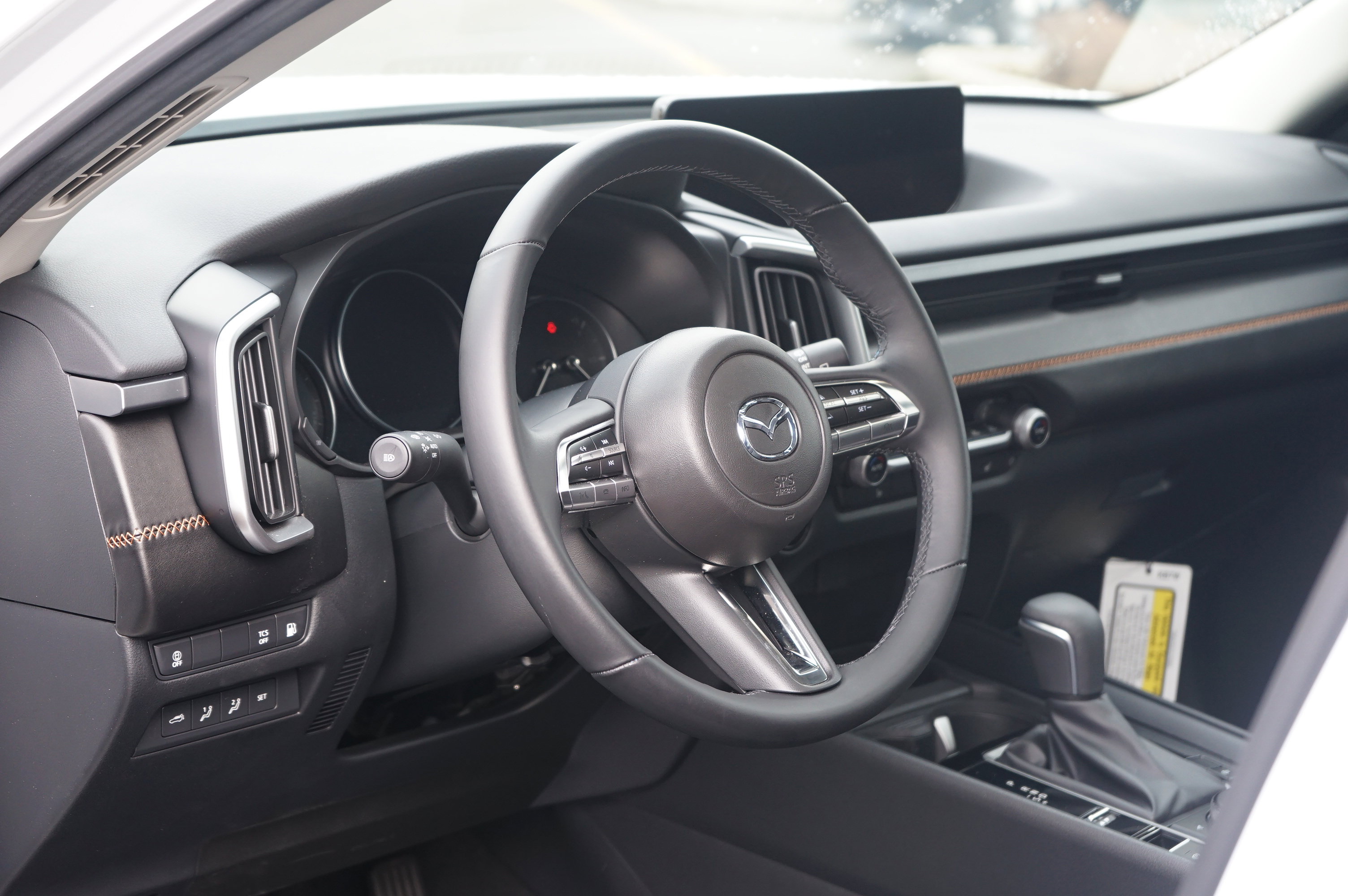 Certified 2025 MAZDA CX-50 AWD 2.5 Hybrid w/ Premium Pkg image 13