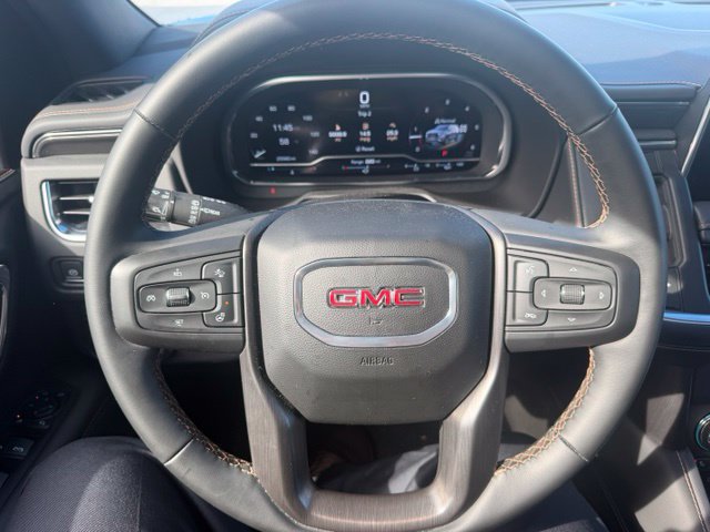Used 2024 GMC Yukon XL AT4 w/ Technology Package AWD/4WD image 19