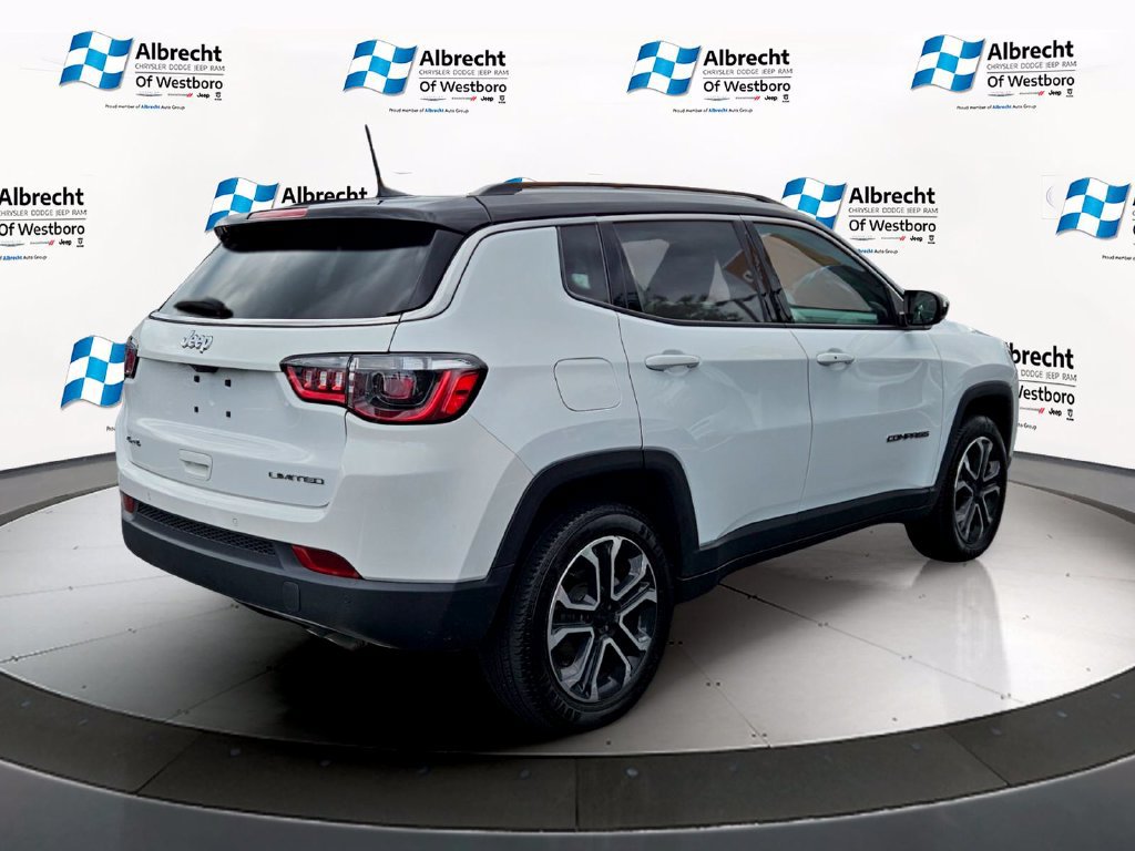 Used 2022 Jeep Compass Limited AWD/4WD image 5