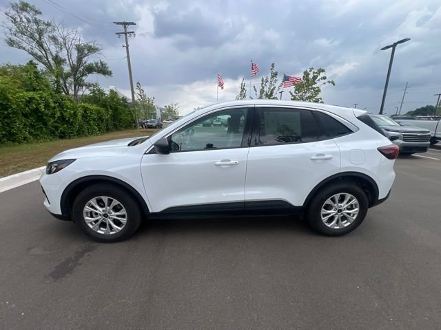 Used 2023 Ford Escape Active AWD/4WD image 8