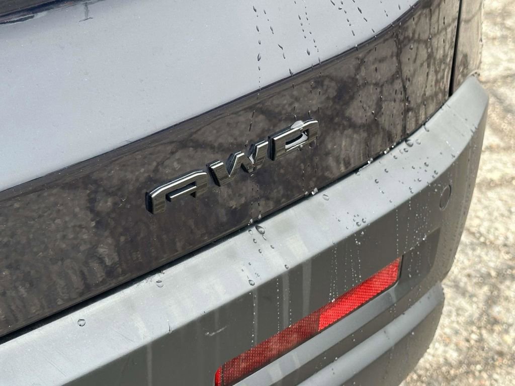 Certified 2021 GMC Acadia SLE w/ Driver Convenience Package image 12