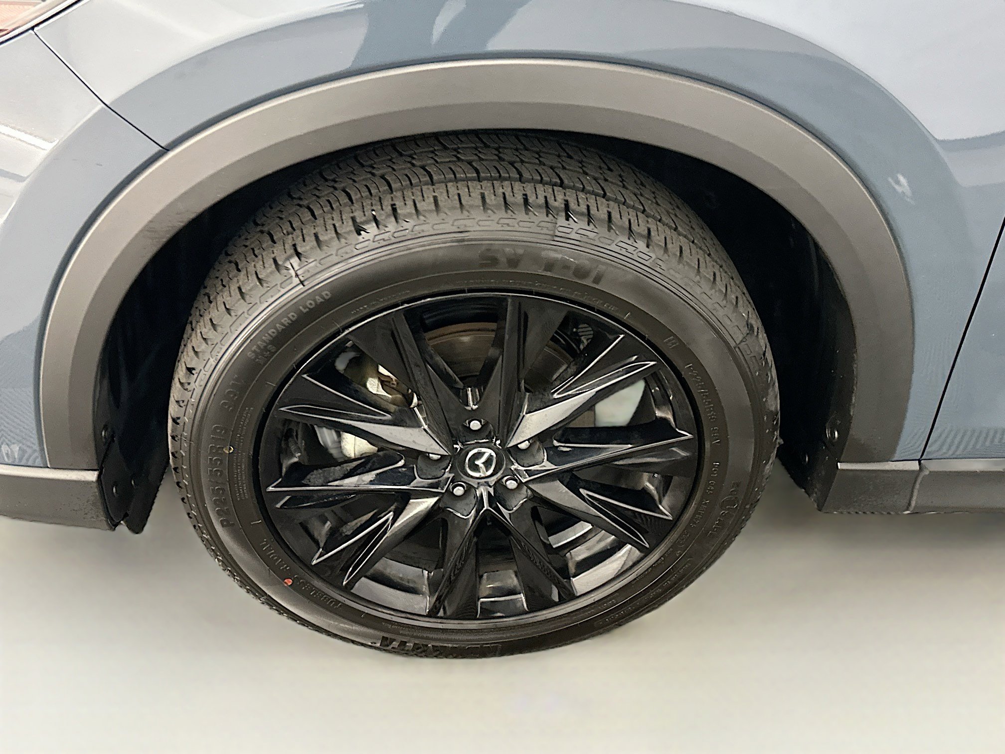 Used 2024 MAZDA CX-5 Carbon Edition image 11