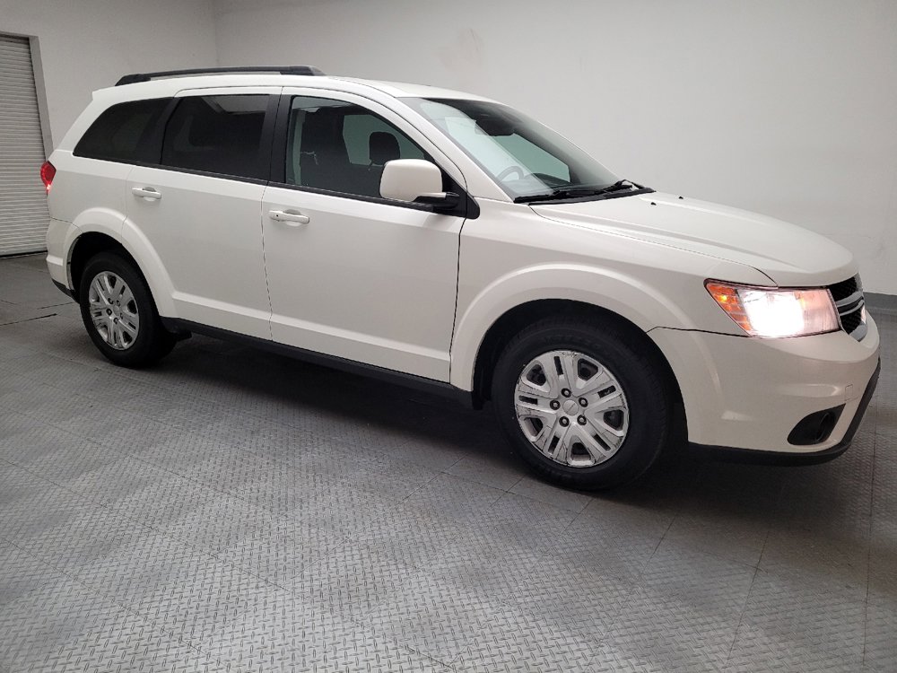Used 2019 Dodge Journey SE w/ Premium Group FWD image 11