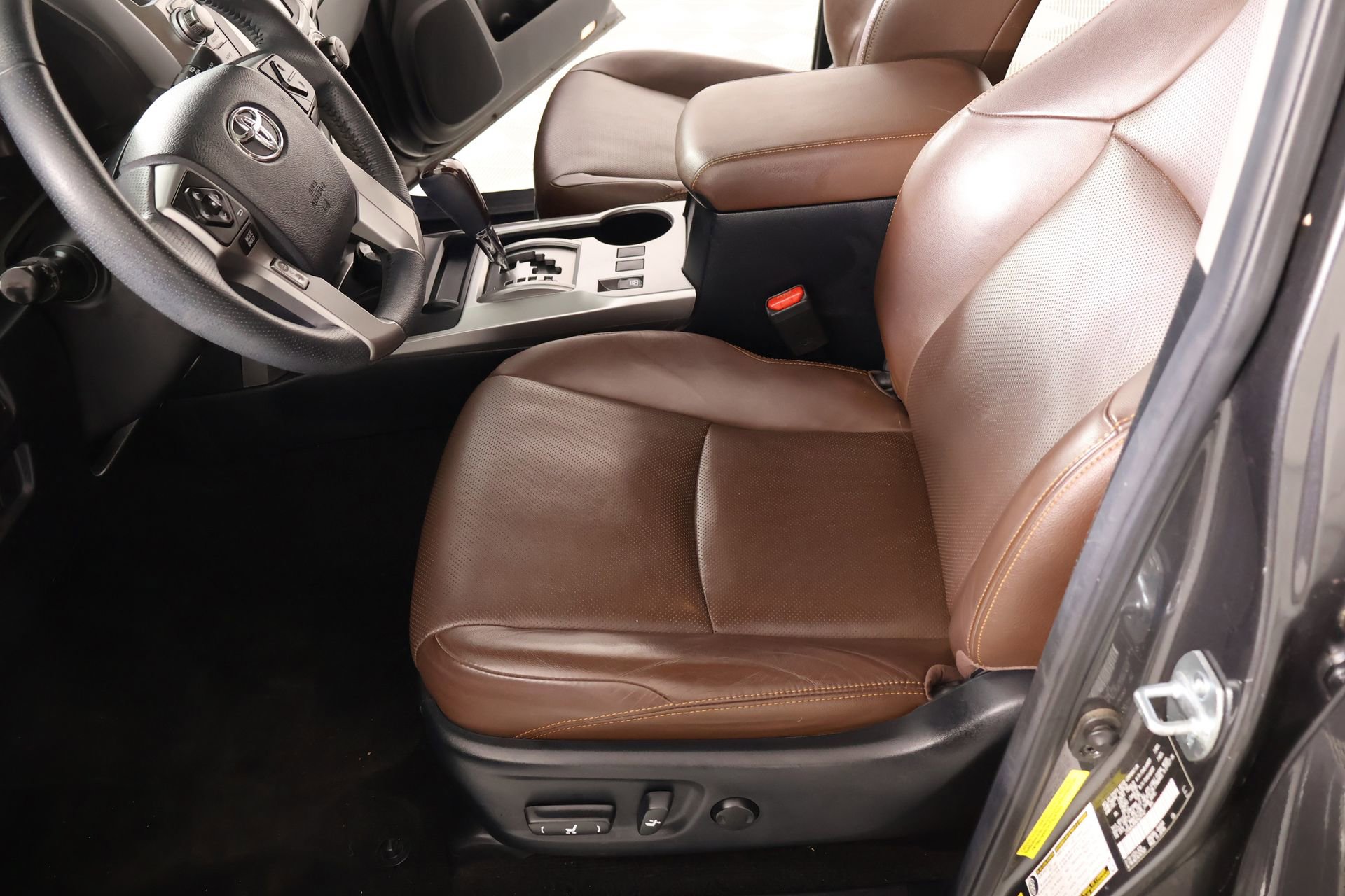 Used 2019 Toyota 4Runner Limited image 11