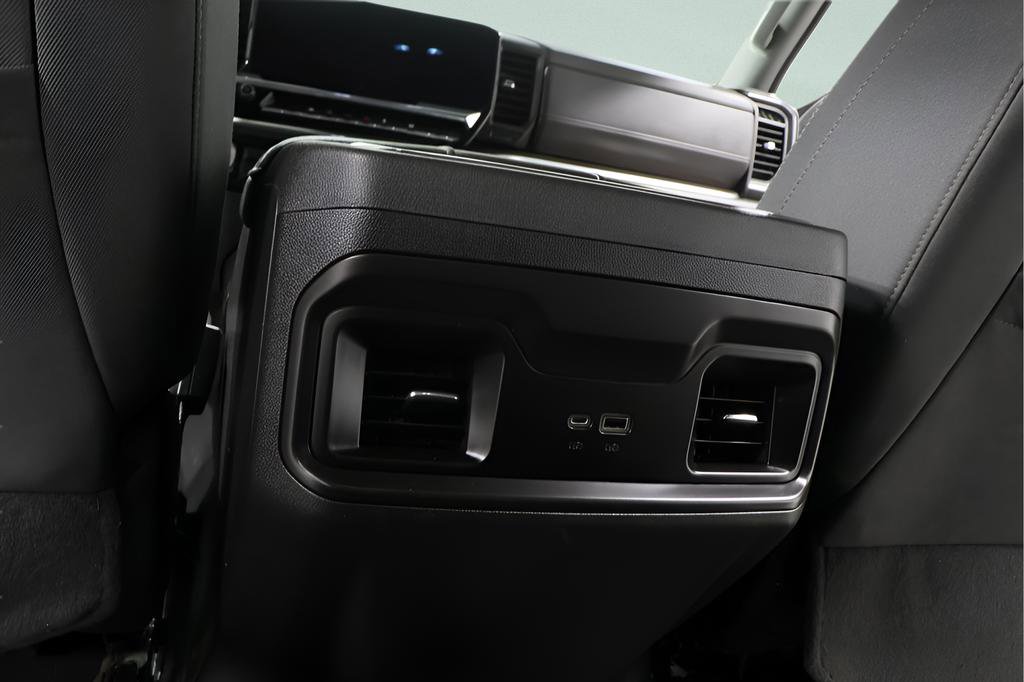 Used 2023 Chevrolet Silverado 1500 RST w/ Convenience Package II image 24