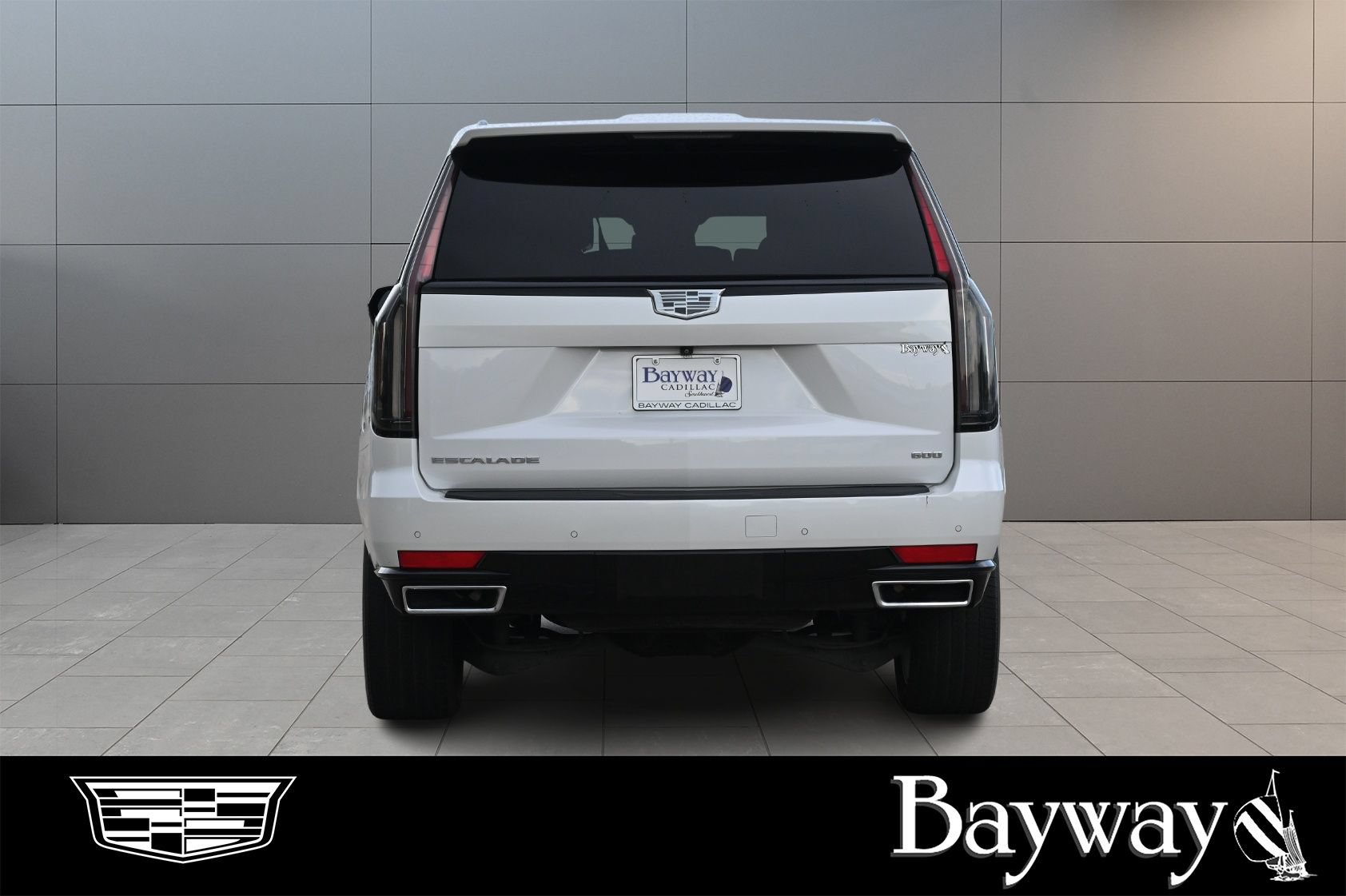 Used 2023 Cadillac Escalade Luxury w/ LPO, Floor Liner Package RWD image 7
