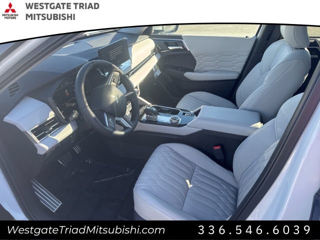New 2026 Mitsubishi Outlander SEL FWD image 5