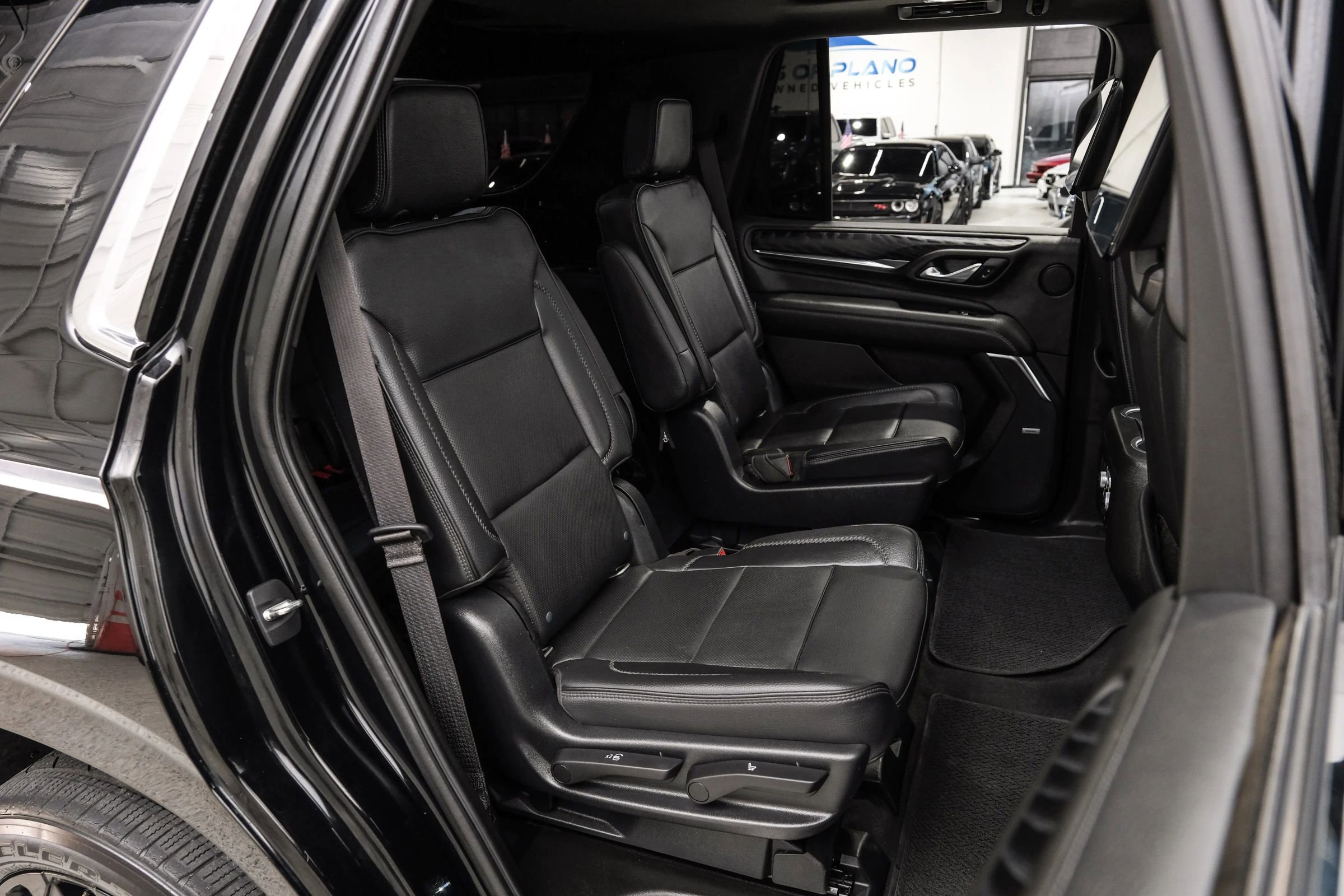 Used 2021 GMC Yukon Denali w/ Denali Premium Package image 46