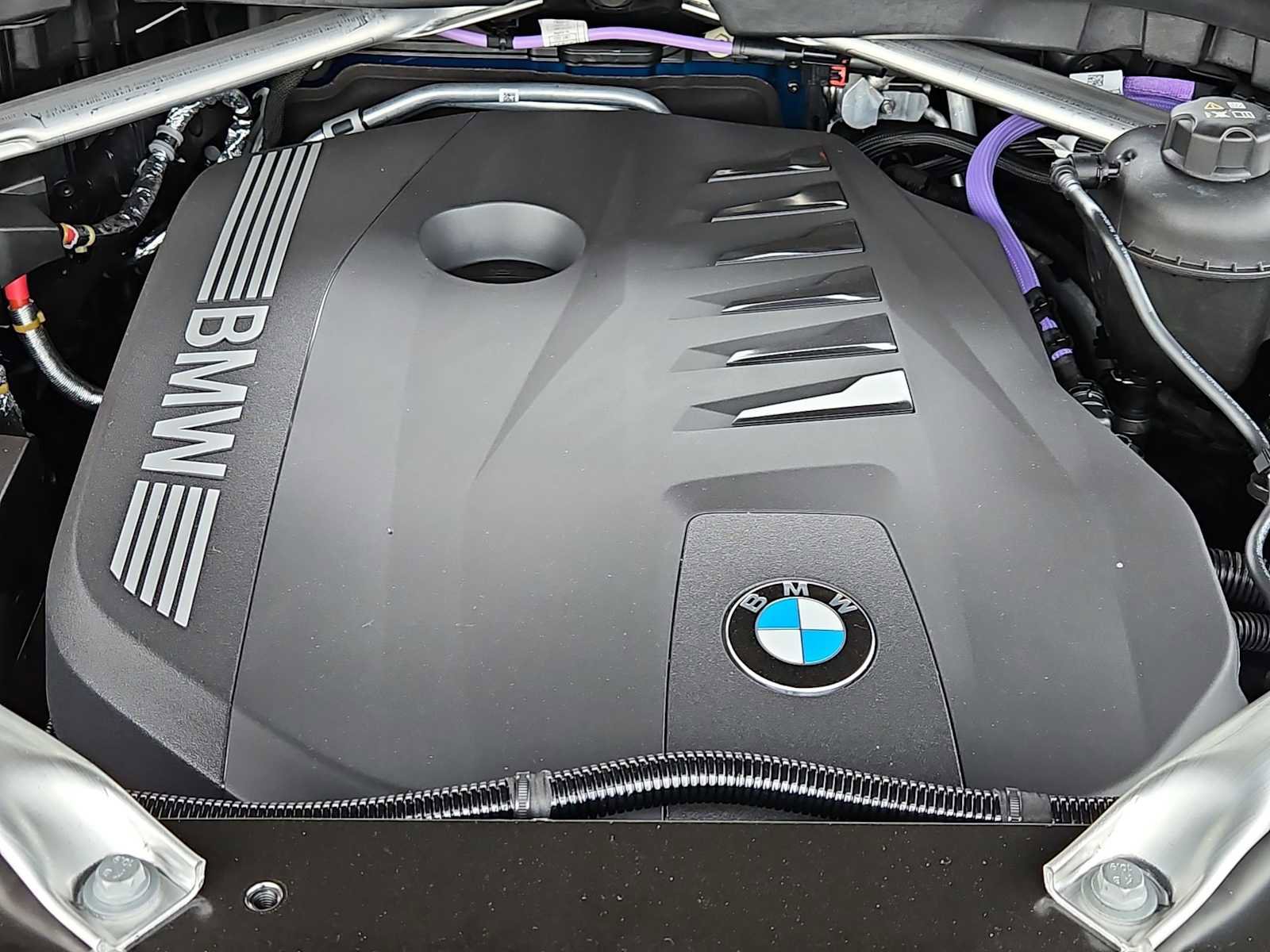 New 2026 BMW X5 xDrive40i w/ Executive Package image 13