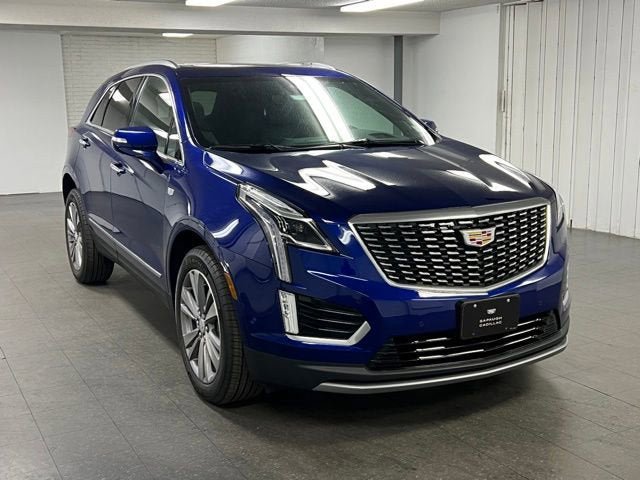 New 2026 Cadillac XT5 Premium Luxury w/ LPO, Floor Liner Package image 7