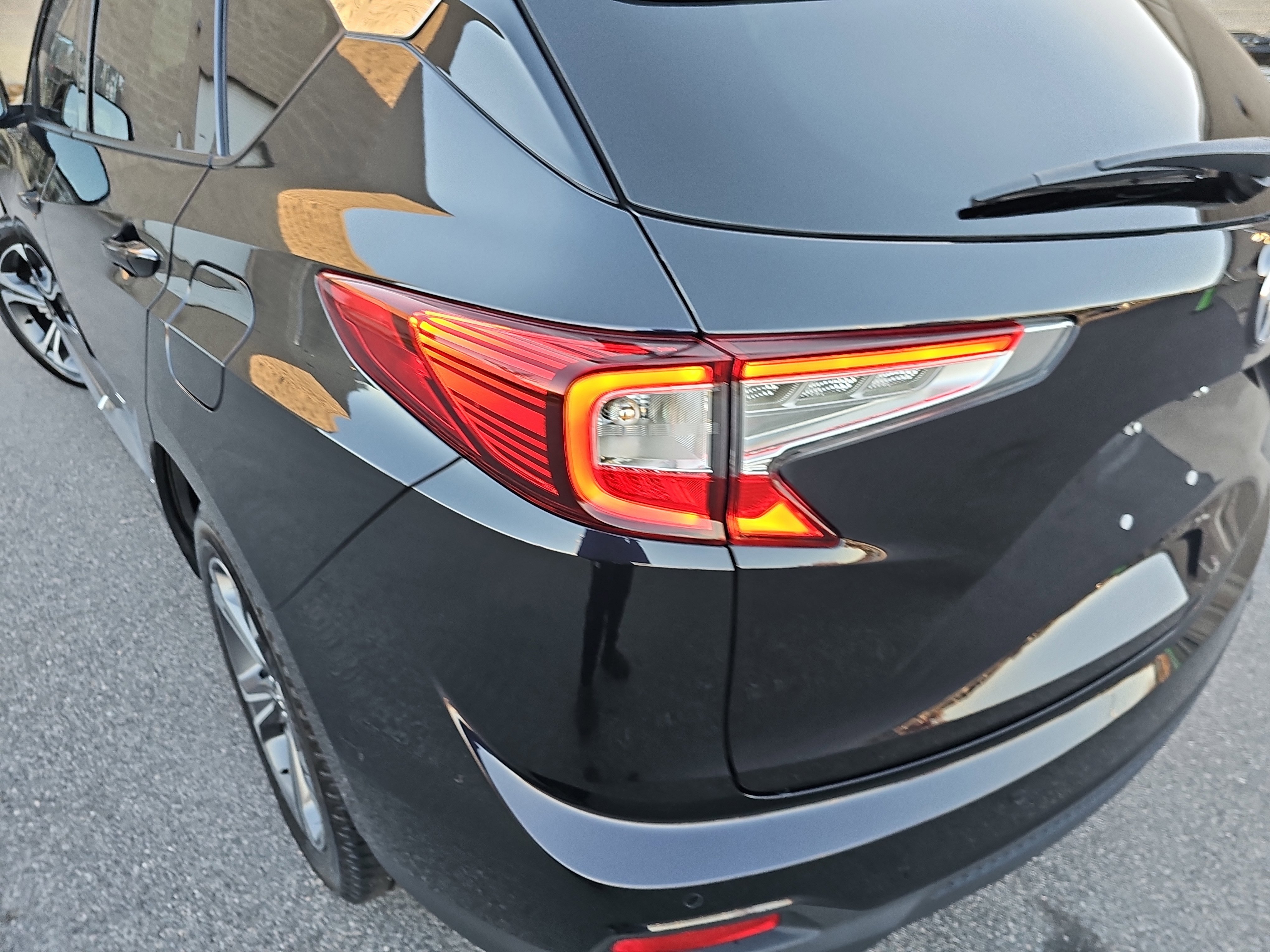 Certified 2024 Acura RDX SH-AWD w/ Advance Package image 31