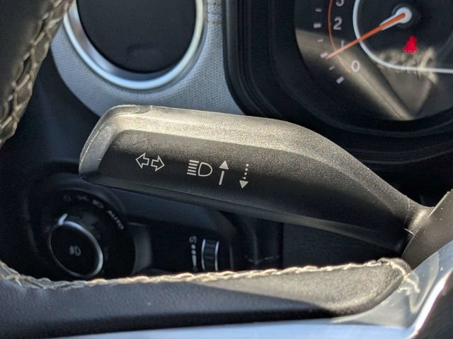 Used 2025 Jeep Wrangler Unlimited Sahara AWD/4WD image 24
