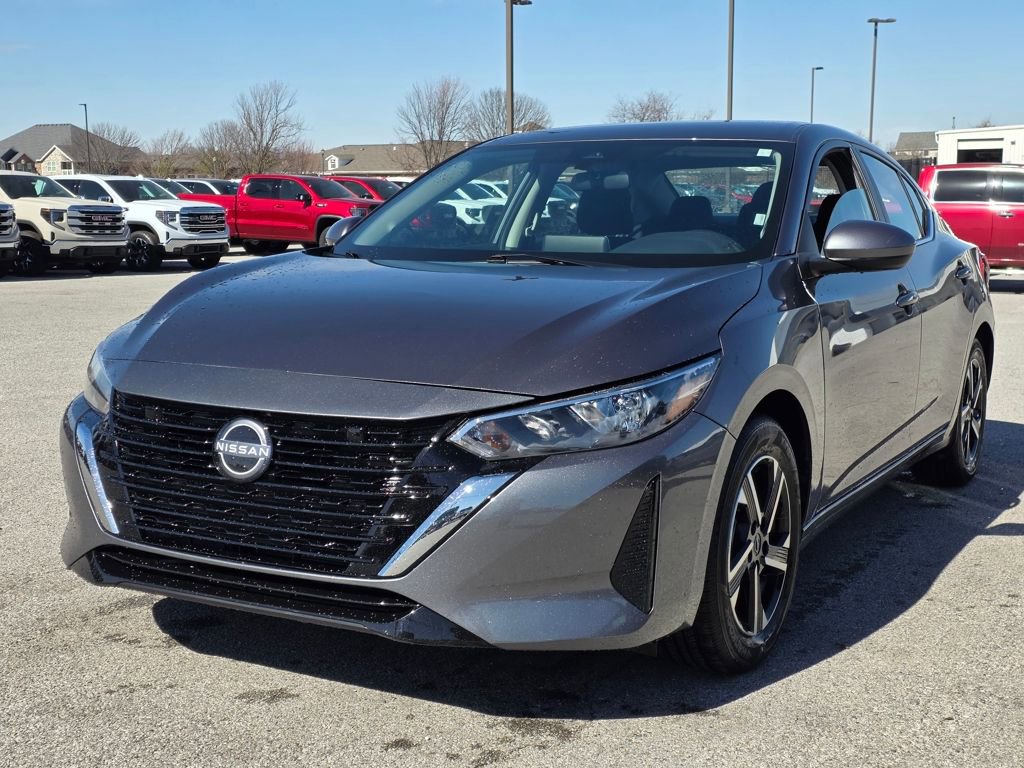 Used 2025 Nissan Sentra SV image 3