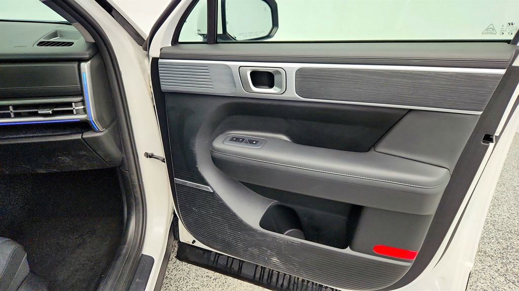 Used 2024 Hyundai Santa Fe Limited image 25