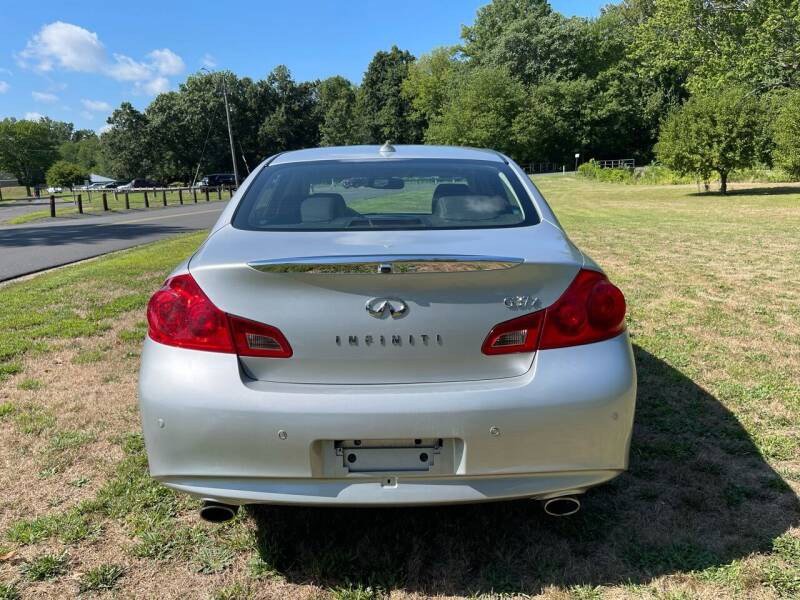Used 2012 INFINITI G37 x Sedan w/ Premium Pkg image 25