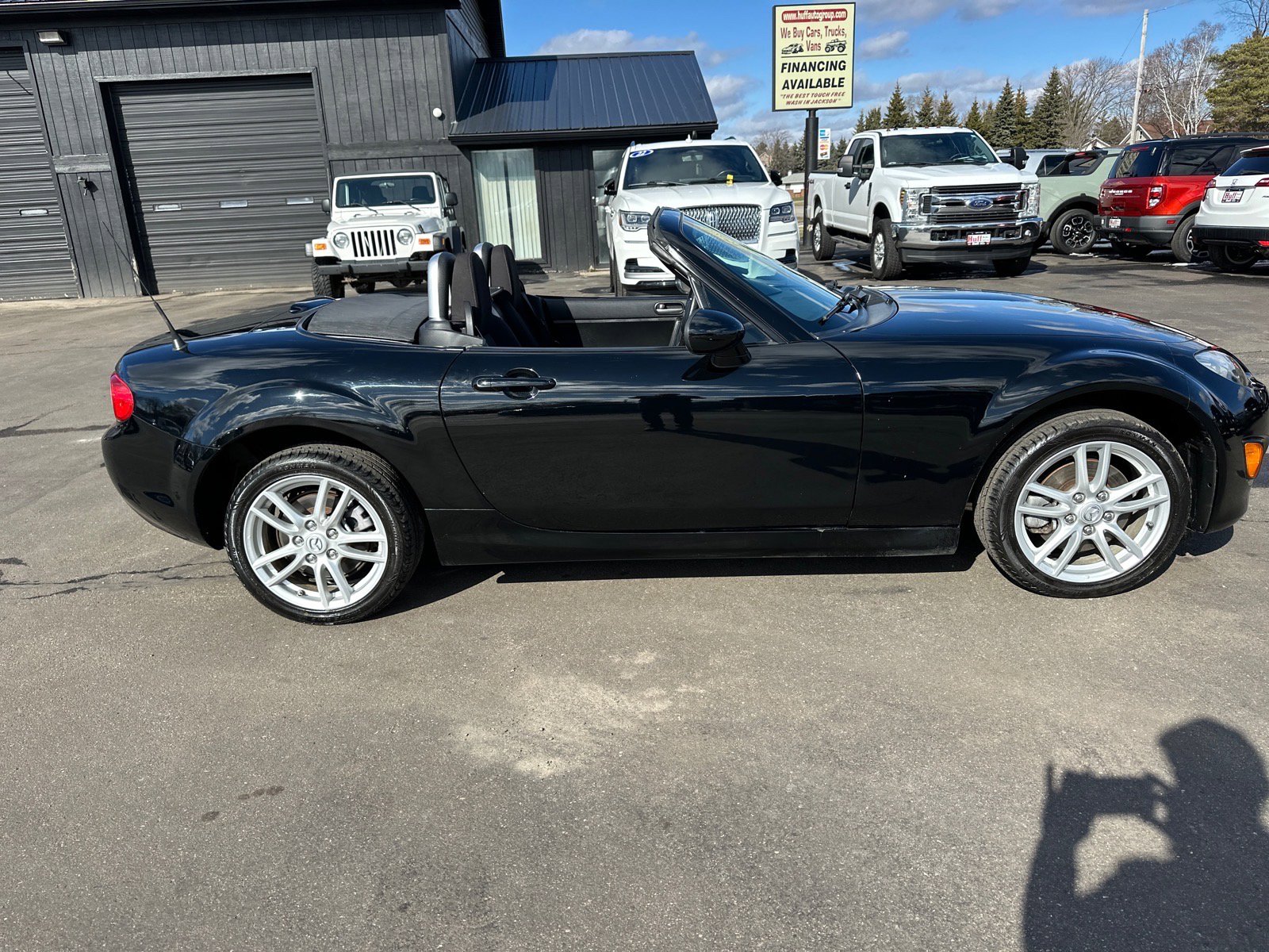 Used 2011 MAZDA MX-5 Miata Sport image 20