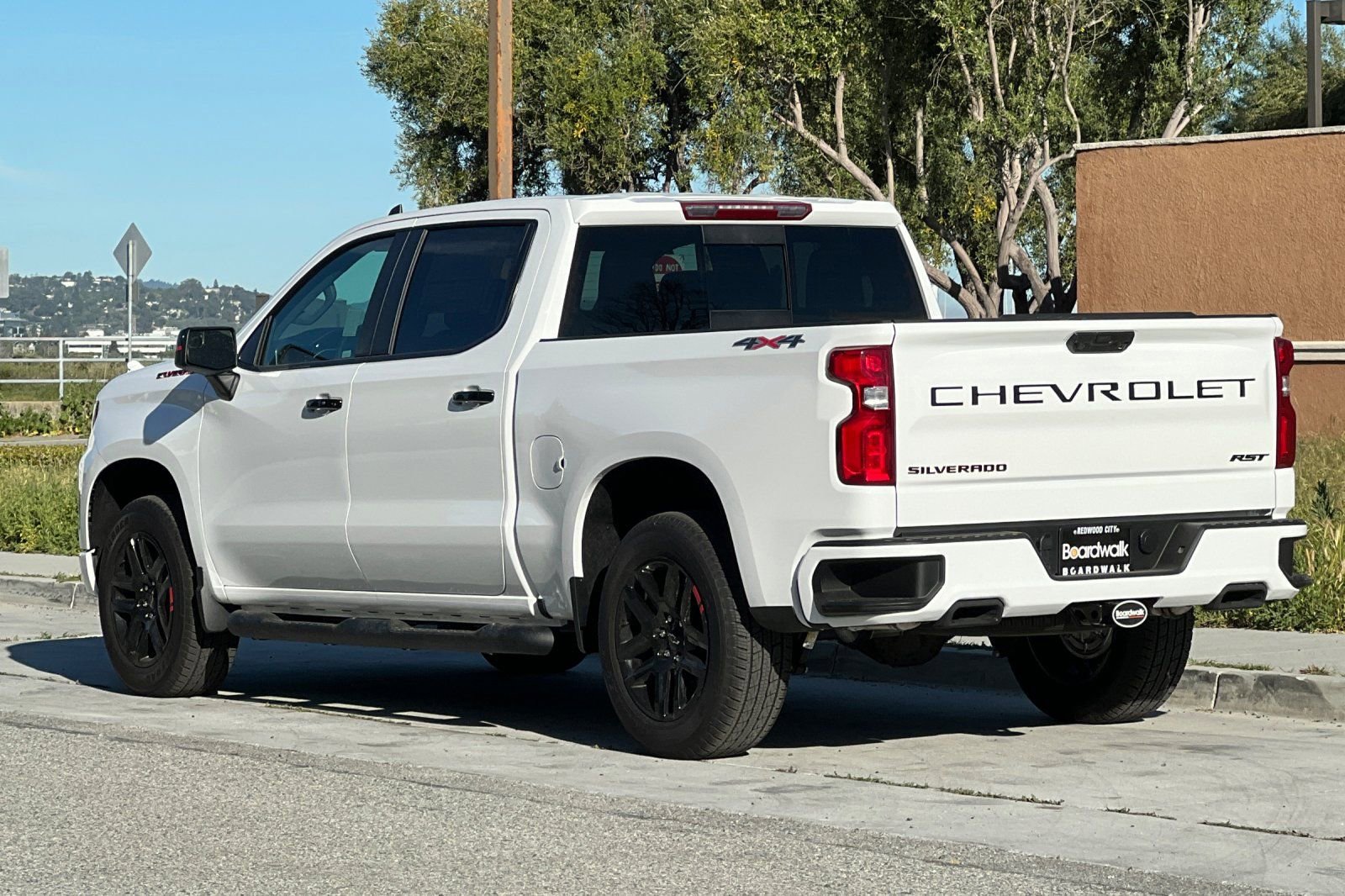 New 2026 Chevrolet Silverado 1500 RST w/ Redline Edition AWD/4WD image 6