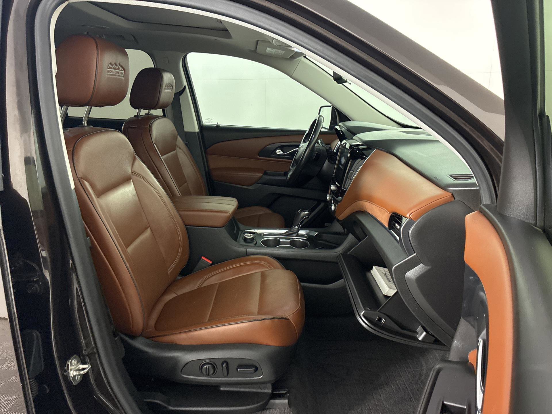 Used 2018 Chevrolet Traverse High Country w/ LPO, Cargo Package image 18