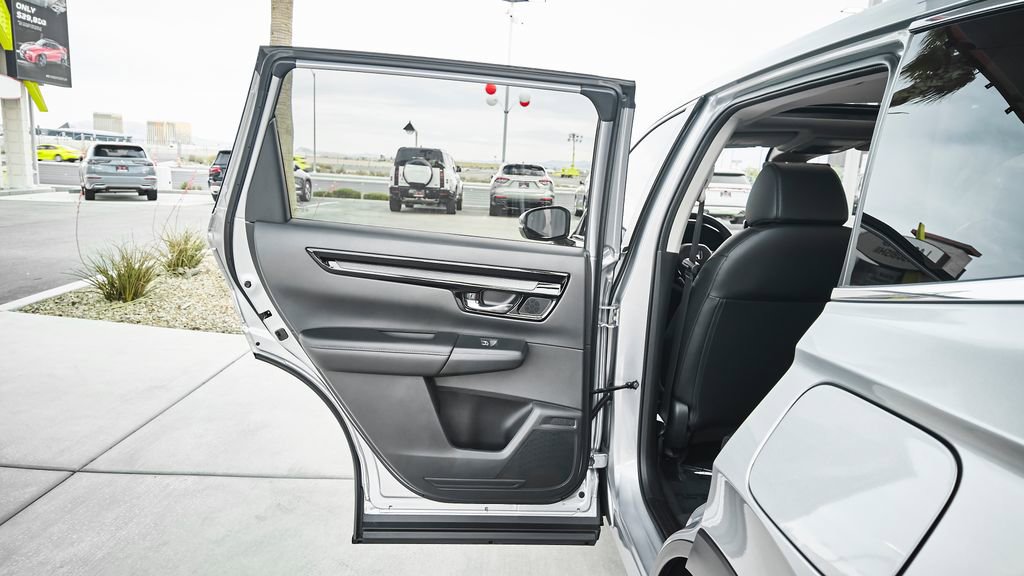 Used 2025 Honda CR-V EX-L image 16