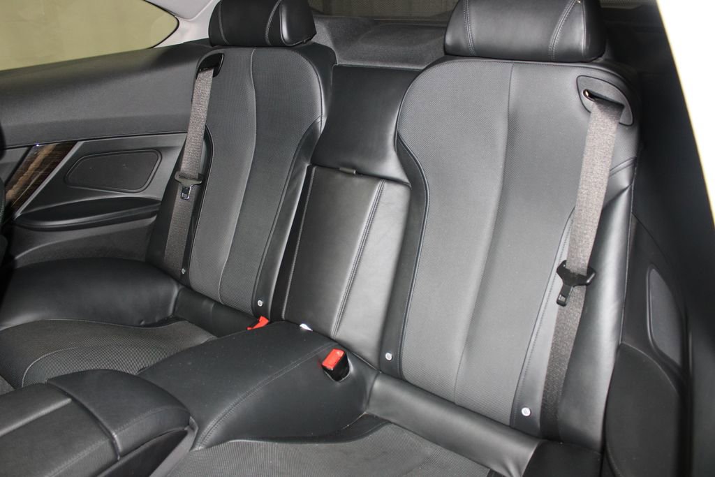 Used 2012 BMW 650i xDrive Coupe image 19