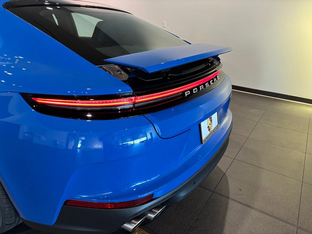 Used 2026 Porsche Panamera image 37