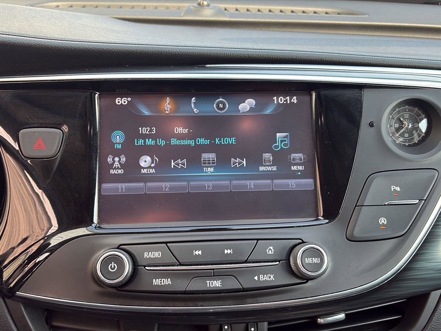 Used 2019 Buick Envision Essence FWD image 13