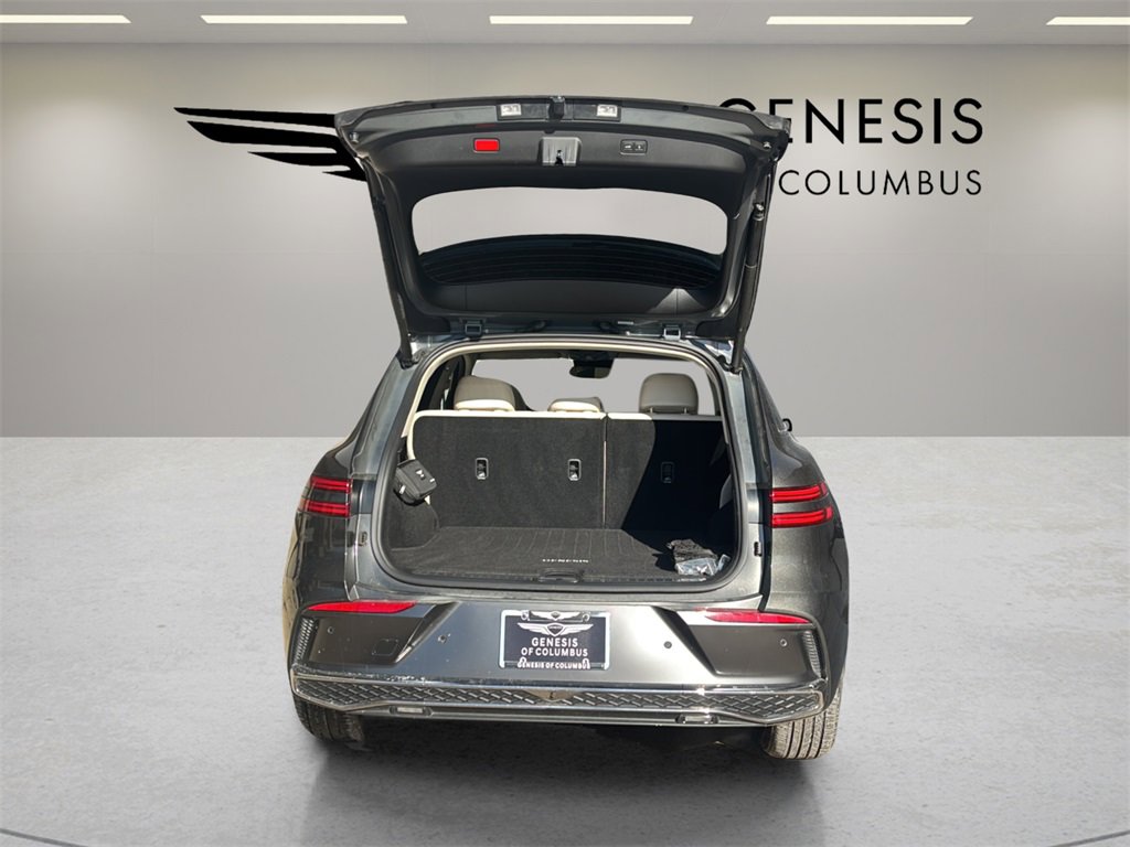 New 2026 Genesis GV70 2.5T Select image 9