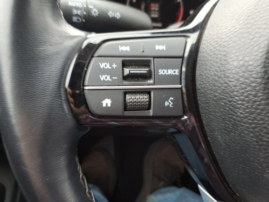 Used 2024 Honda Civic EX-L image 18