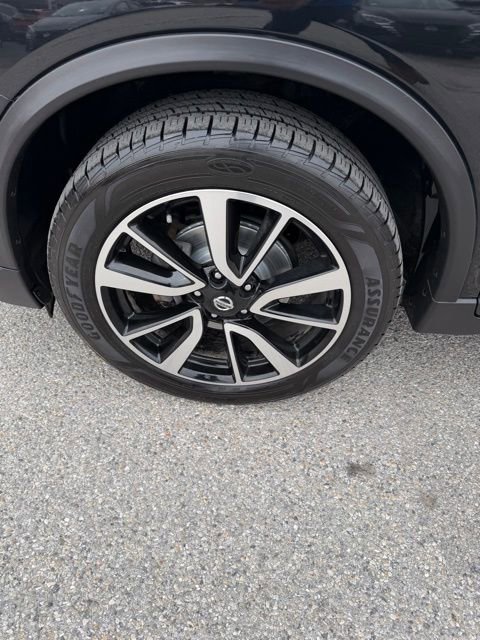 Used 2020 Nissan Rogue SL w/ Premium Package image 8