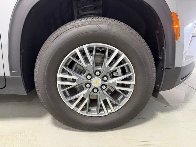 Certified 2026 Chevrolet Traverse LT FWD image 29