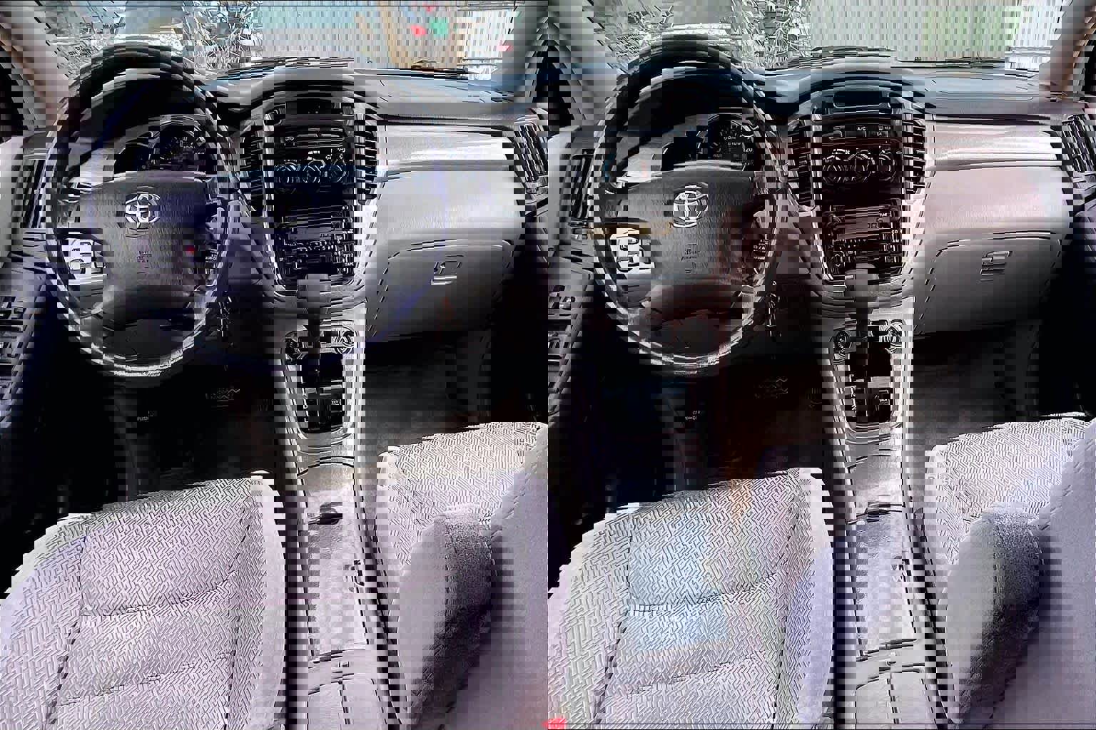 Used 2003 Toyota Highlander 2WD V6 image 16