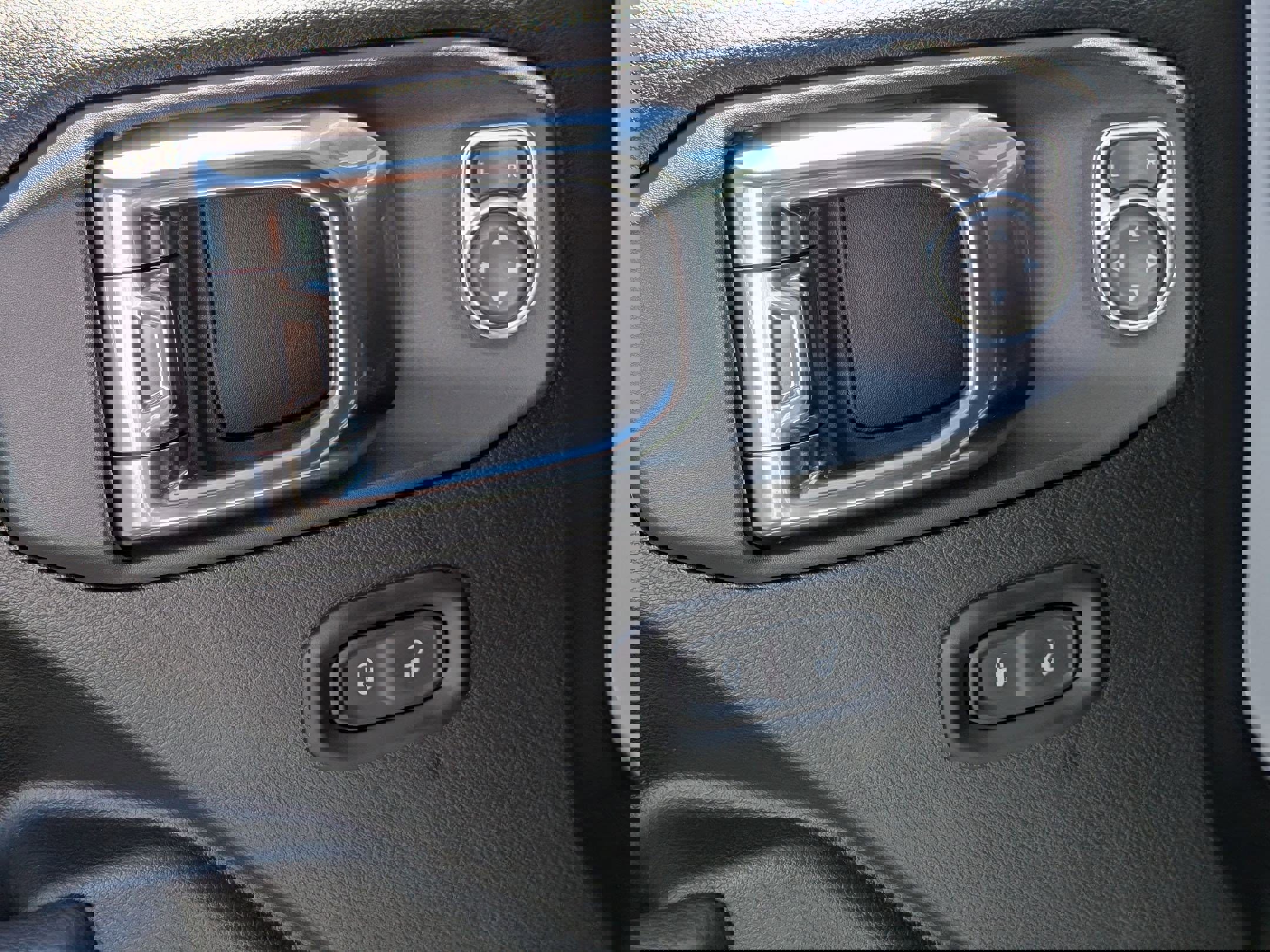 New 2025 Jeep Gladiator Sport image 11