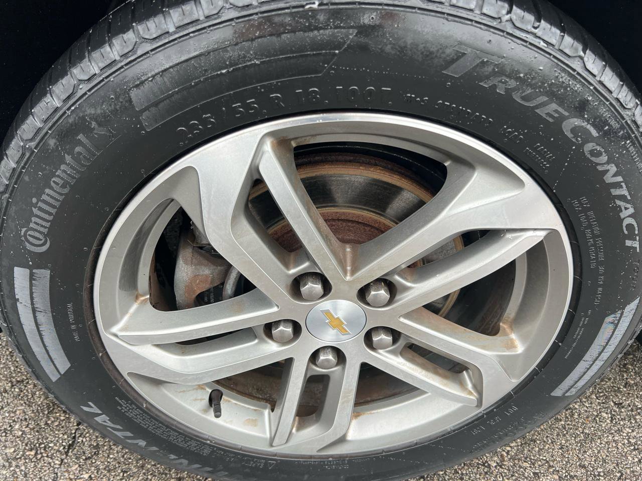 Used 2016 Chevrolet Equinox LTZ w/ Enhanced Convenience Package FWD image 2