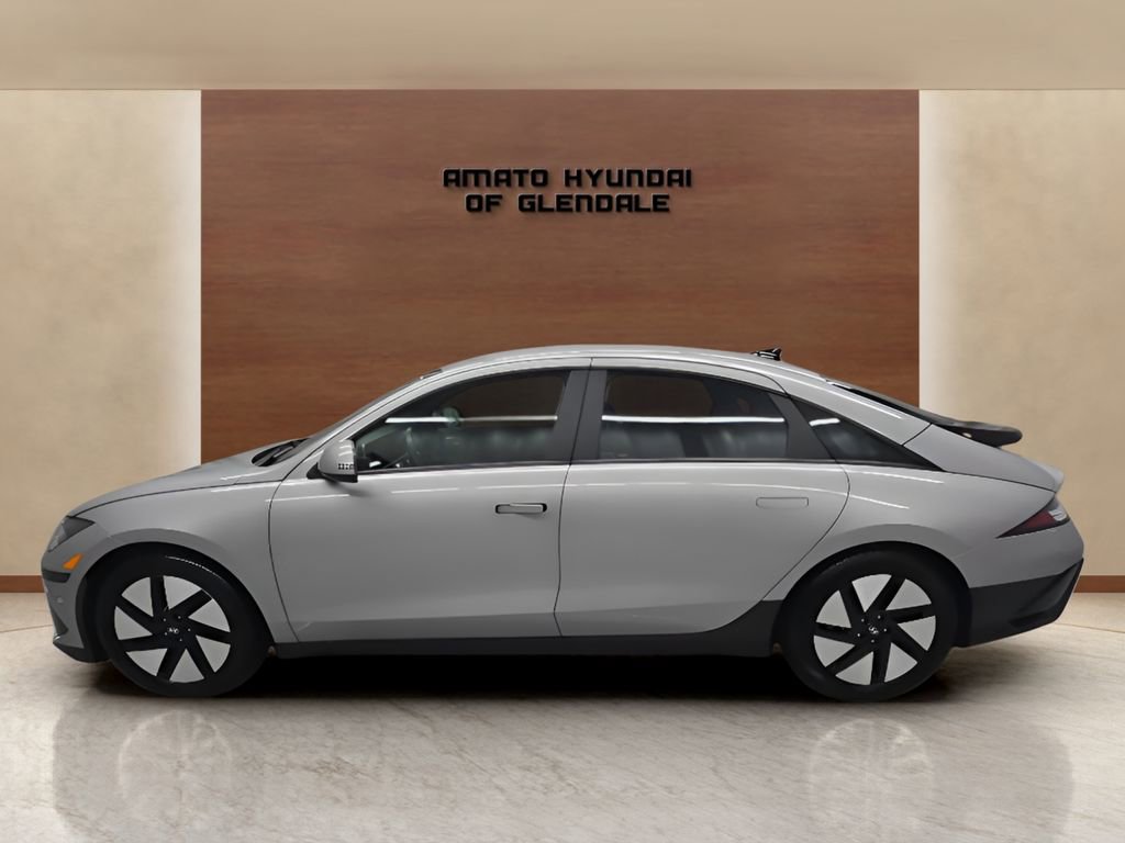 Used 2024 Hyundai Ioniq 6 SE RWD image 3