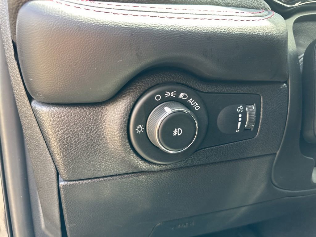 Used 2021 Dodge Durango R/T AWD/4WD image 22